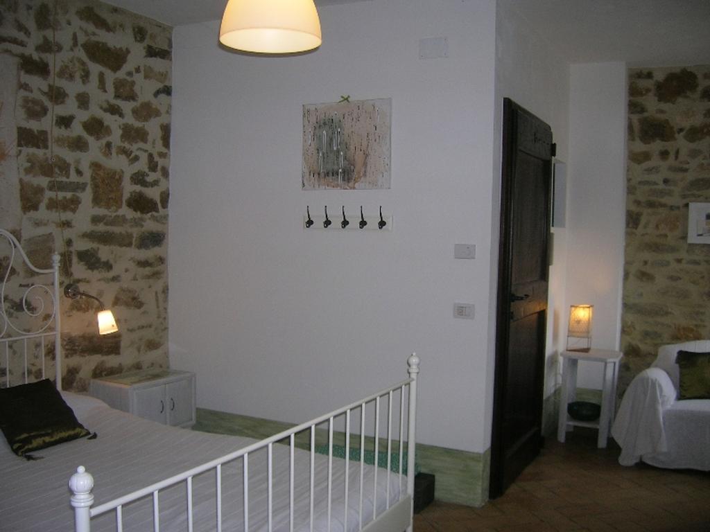 Agriturismo Caresto Villa Carbonesca Dış mekan fotoğraf